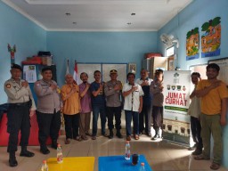 Jumat Curhat, Kapolsek Mulyorejo Ajang Silaturahmi Mendengarkan Keluhan Aspirasi Warga