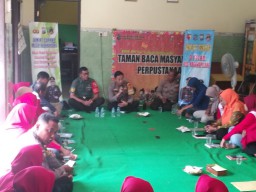 Kapolsek Karangpilang Gelar Jumat Curhat, Guna Terima Keluhan dan Aspirasi dari Warga