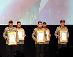 Polresta Sidoarjo Terima Penghargaan Inovasi Pelayanan Terbaik 2023 Dari Kapolri