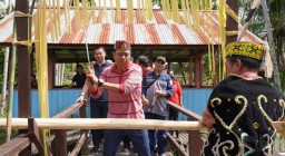 Cagar Budaya Rumah Betang Semangkok di Kapuas Hulu Berusia Lebih Dari 100 Tahun