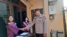 Polisi Sidoarjo Berikan Rasa Aman dan Nyaman Jemaat Gereja