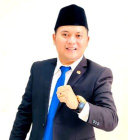 Slamet Ariyadi S.Psi Anggota DPR RI Sampaikan Aspirasi Kepentingan Masyarakat Madura Dalam Paripurna 