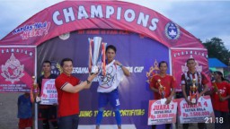 Bupati Kapuas Hulu Tutup Turnamen Sepak Bola Raden Cakra Cup