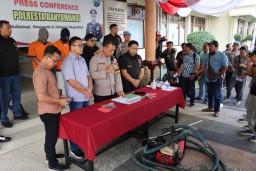 Polisi Kembali Ungkap Penyalahgunaan BBM Bersubsidi di Banyuwangi 5 Ton Solar Diamankan