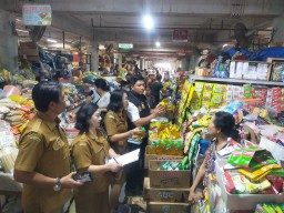 Satgas Pangan Kota Denpasar Lakukan Pengecekan Pasar Jelang Hari Raya Galungan