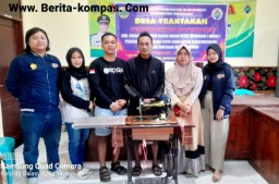 Tingkatkan Perekonomian Desa, Kades Traktakan Salurkan Bantuan Mesin Jahit Dan Alat Tukang