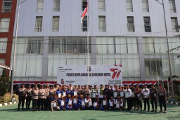 32 Personel Diganjar Penghargaan Kapolresta Bandara Soetta Karena Bantu Masyarakat