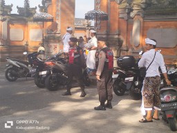 Polres Bandara Lakukan Pengamanan Persembahyangan Hari Raya Galungan di Bandara Ngurah Rai