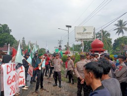 Galian C Diduga Ilegal Digeruduk Massa Aksi Himpunan Mahasiswa Islam (HMI) Komisariat STKIP Babunnajah