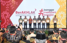 Tata Kelola Pengadaan ASN Terbaik, Kemenkumham Terima Penghargaan Dari Menpan RB