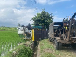 Kecelakaan Maut KM 81-82 di Banjar Bale Agung Desa Yehembang Jembrana Merenggut Nyawa