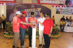 Kapolda Bali Buka Kejuaraan Bola Voli Kapolri Cup 2023 Zona VIII 