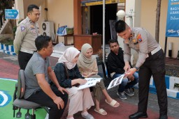 Uji Teori dan Coaching Clinic, Tingkatkan Kemampuan Peserta Uji SIM di Polres Malang