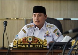 Panjang Satu Kilometer Pile Slab Tahap Dua Tetap Dibangun