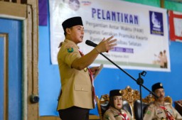 Wabup Kapuas Hulu Melantik Pengurus Mabiran dan Kwaran Gerakan Pramuka Putussibau Selatan