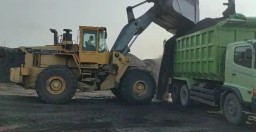Kritik Pedas Bupati LSM LIRA DPD Probolinggo Terhadap Oknum PT. Jawa Power PLTU Paiton Yang Menjual Limbah Batu Bara