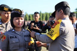 Kapolda Bali Melantik Sebanyak 3956 Polisi Banjar RW