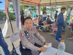 Pemberlakuan Jalur Lintasan Baru Dalam Ujian Praktik SIM C di Sambut Antusias Oleh Warga Masyarakat Surabaya