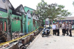 Cek TKP Kebakaran, Kapolresta Tangerang Beri Bantuan untuk Korban