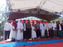 Ribuan Masyarakat Kecamatan Cimanggu Antusias Ikuti Tablig Akbar