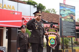 Polres Jembrana Meriahkan HUT Kemerdekaan RI ke-78 Dengan Upacara Bendera Merah Putih