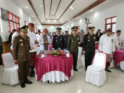 Kapolres Karangasem Hadiri Acara Pemberian Remisi Umum Bagi Narapidana Warga Binaan di Lapas Kelas II B Karangasem Pada Hari Kemerdekaan RI Ke-78 