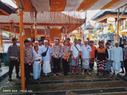 Polres Jembrana Giat Jumat Curhat Masyarakat Bersatu Dalam Dialog dengan Polri