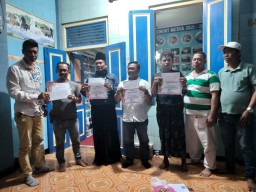 Pimpinan Redaksi Berita Kompas.com Gelar Lomba Domino Meriahkan HUT ke-78 RI
