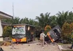 Aksi Mogok Damai Berujung keributan Pihak Pengamanan vs karyawan PT. Duta Palma Group