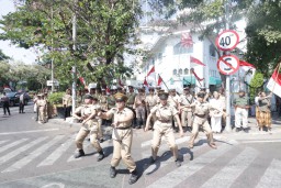 Peringati Proklamasi Polri, Polda Jatim Bersama Rooderburg Soerabaia Gelar Aksi Teatrikal