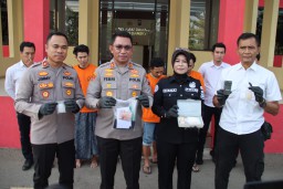 Satresnarkoba Polres Bangkalan Berhasil Ungkap Satu Komplotan Keluarga Pengedar Narkoba