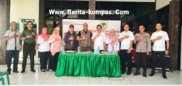Sukseskan Program ODF, Babinsa Nangkaan Serda Faisal Dampingi Tim Verifikasi
