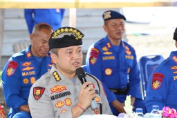 Jalankan Program Kapolri, Dit Polairud Polda Bali Adakan Minggu Kasih di Pantai Pesinggahan