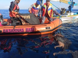 Sat Polairud Polres Jembrana, Tim SAR Evakuasi Bocah 9 Tahun Terseret Arus, Jenasahnya di Temukan Setelah Pencarian Panjang