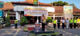 Kapolres Jembrana Pimpin Apel Gelar Pasukan Operasi Zebra Agung Tahun 2023