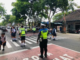 Rahayu Patroli Cahaya Biru Menjadi Kegiatan Rutin Sat Lantas Polres Jembrana