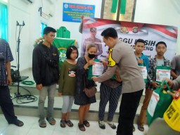 Minggu Kasih, Polres Buleleng Sambangi Gereja GPIB Jemaat Pneil Banjar Jawa Singaraja