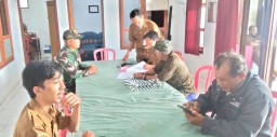 Jalin Komunikasi yang Baik Untuk Keamanan dan Kemajuan Desa, Babinsa Desa Wongaya Gede Laksanakan Komunikasi Sosial KOMSOS Dengan Aparat Desa