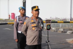 Saat Apel Jam Pimpinan, Wakapolres Bandara Ngurah Rai Sampaikan Beberapa Arahan kepada Anggotanya