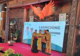 Bupati Tulungagung Luncurkan Program Pemberian Kepesertaan BPJS Ketenagakerjaan Pekerja Rentan
