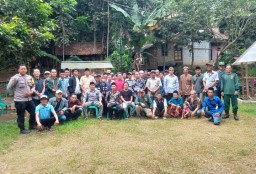Pembinaan RT RW Se'kelurahan Babakan Kalanganyar Sekaligus Tasyakuran Ketua Lembaga Pemberdayaan Masyarakat (LPM) Terpilih Periode 2023-2028