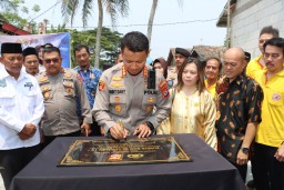 Laksanakan Program Polri Peduli Lingkungan, Kapolresta Tangerang Resmikan Bantuan Sumur Bor