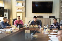 Wakil Bupati Kapuas Hulu Hadiri Pelaksanaan Penilaian Interviu Evaluasi SPBE Tahun 2023