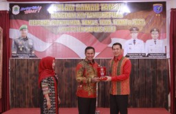 Ramah Tamah Bupati Kapuas Hulu Dengan Pangdam XII/Tanjungpura