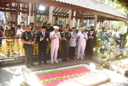 Danlanud Muljono Ikuti Ziarah Rombongan HUT TNI ke-78