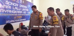 Dihadiri Kapolres, Satlantas Polres Bondowoso Lakukan Donor Darah Sambut HUT Lantas ke 68