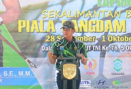 Pangdam Tanjungpura Tutup Kejuaraan Tenis Lapangan Se-Kalimantan Barat