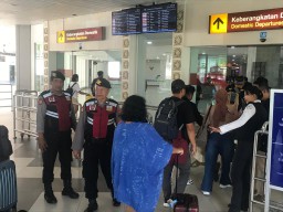 Giat Patroli Personil Polres Bandara Ngurah Rai Sampaikan Himbauan Kamtibmas