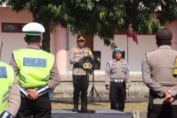 Kapolres Jembrana Pimpin Apel Kesiapan Simulasi Sispamkota Untuk Pengamanan Pemilu 2023-2024