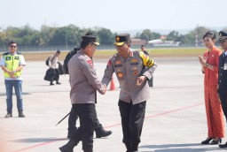 Kapolri dan Panglima TNI Tiba di Bali Langsung Pimpin TFG Pengamanan KTT AIS